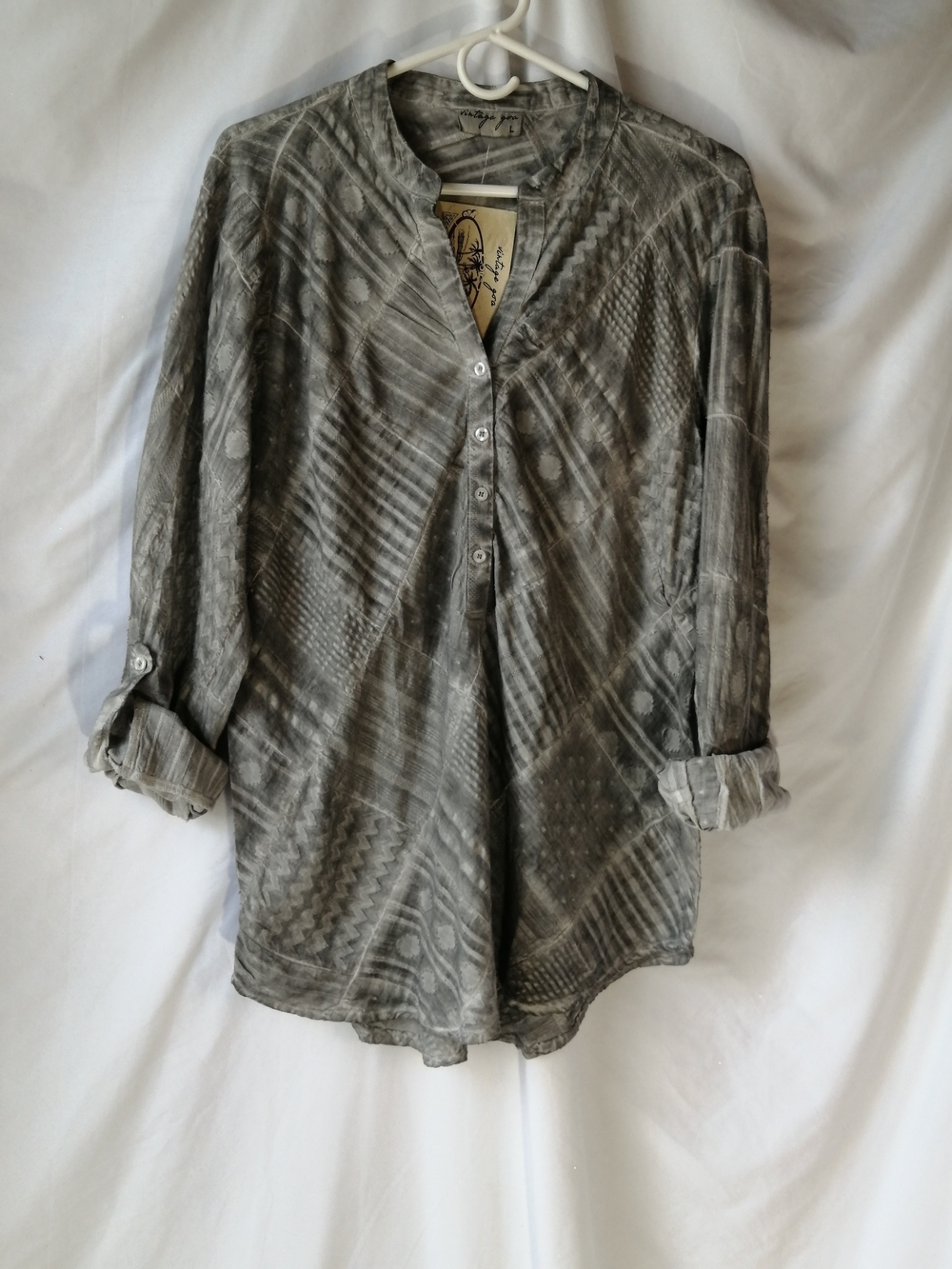 Women's Gray Patterned Henley Blouse